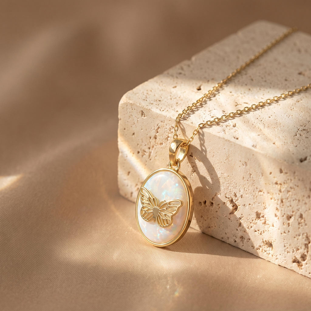 Papilio Whisper Locket, Silver With Yellow Gold Plating